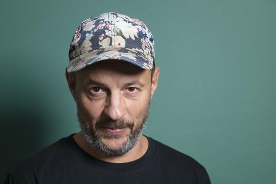 Constantin Alexandrakis Lhospitalite au demon Verticales0.jpg