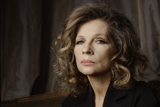 Eva Ionesco Grand amour Robert Laffont0.png