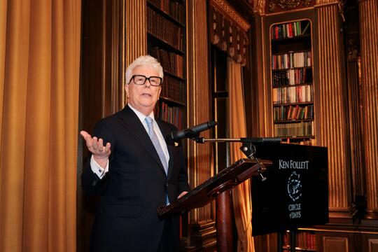 Ken Follett