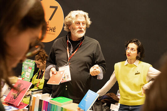 Le stand des éditions Bruno Doucey au SLPJ de Montreuil 2024