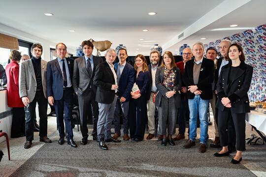 Philibert Humm, Loïc Finaz, Philippe d’Ornano, Yann Queffélec, Patrice Franceschi, Marie Richeux, Dominique Le Brun, Emmelene Landon, Olivier Frébourg, Jean-Luc Coatelem, Arnaud de La Grange, Jean Rolin, Katell Faria