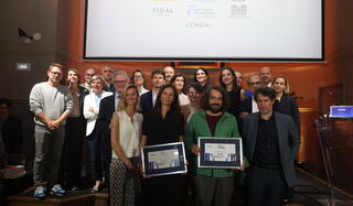 Photo groupe avec les lauréats - Prix du livre La Tribune 2025
