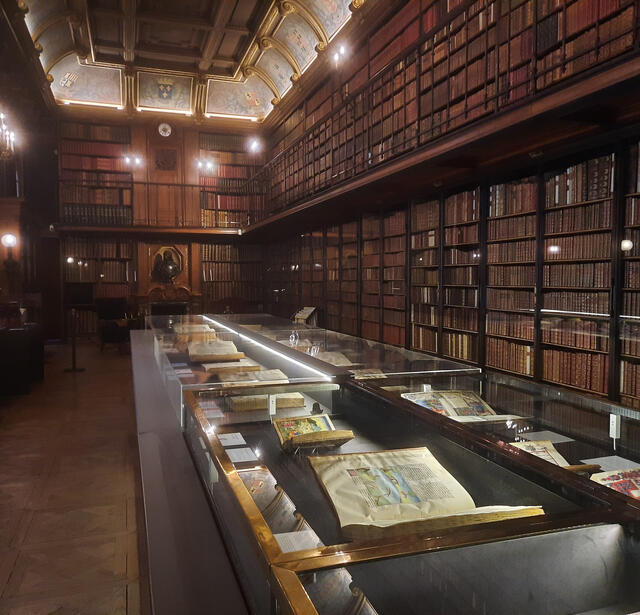 Cabinet des livres du château de Chantilly