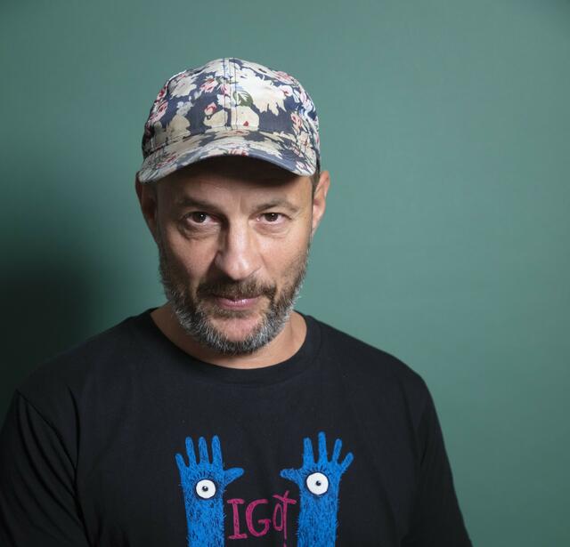 Constantin Alexandrakis Lhospitalite au demon Verticales0.jpg