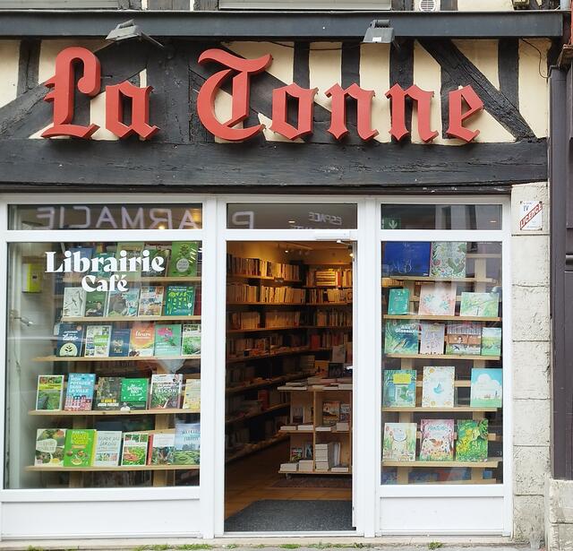 La Tonne Rouen Prix de la Valorisation du fonds du Grand Prix des librairies 20250.jpg