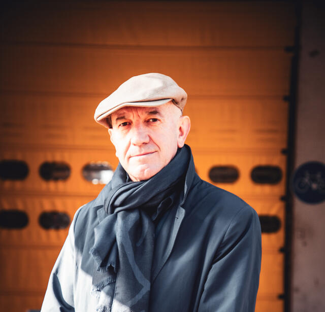 Philippe Claudel   Aller travailler en prison ma permis de comprendre lespece humaine 2.jpg