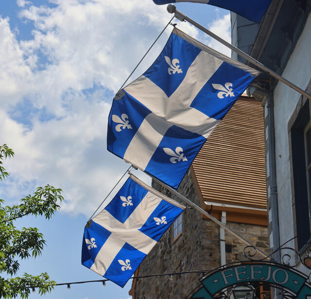 Drapeaux québécois