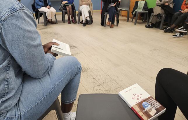 Les questions portent sur le Bastion des larmes (Julliard)