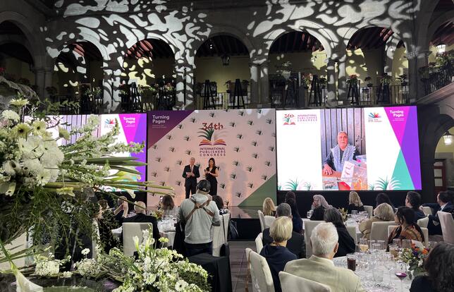 Samir Mansour Lauréat du prix Voltaire 2024 sur une vidéo projetée lors de la cérémonie