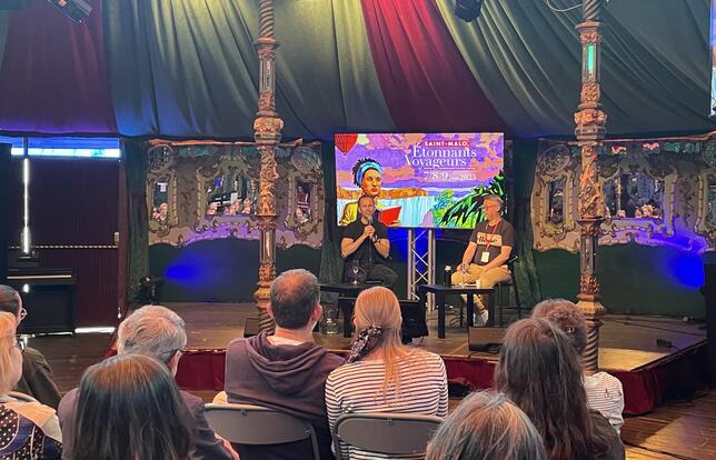 Victor Dixen interviewé par l’éditeur d’Argyll Xavier Dollo. Panne d’inspiration ? Jamais. « Trop d’idées, mais c’est bloquant aussi ! »