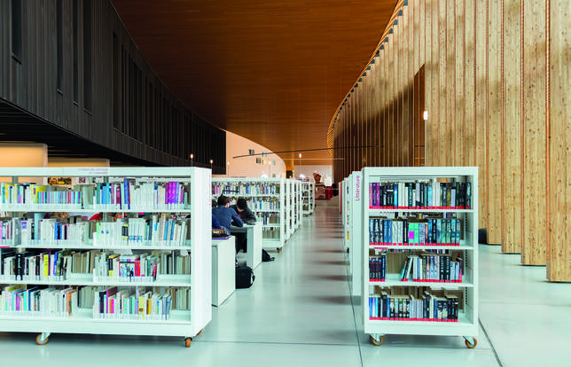 a SaintMalo une mediatheque au rythme dun festival3.jpg
