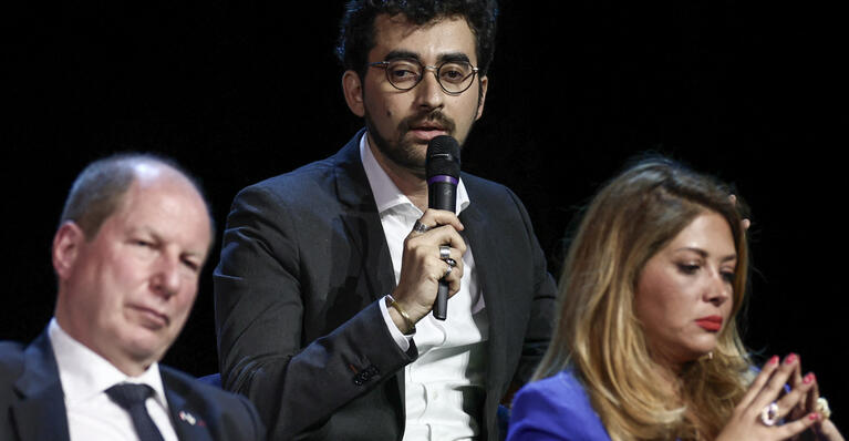 Omar Youssef Suleimane le 26 mars 2025 lors du rassemblement "Pour la république, la France contre l'islamisme"