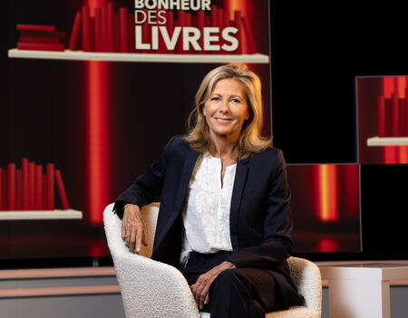 Claire Chazal sur le plateau de l'émission Au bonheur des livres en septembre 2024