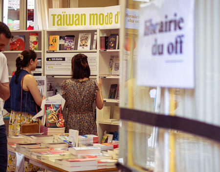 Festival off avignon comédie humaine