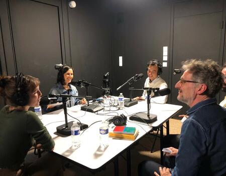 L'équipe de Livres Hebdo dans le studio des Voix du Livre