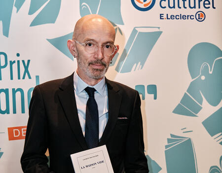 Laurent Mauvignier, lauréat du prix Landerneau des lecteurs 2025