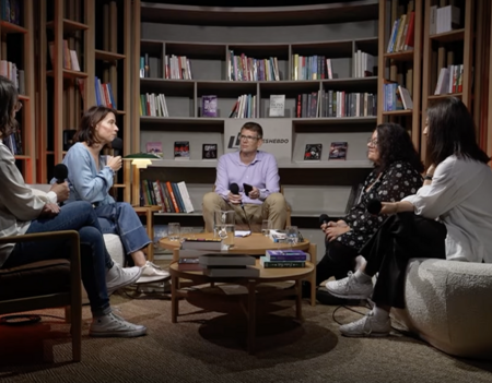 Le plateau du webinaire spécial romance 2025 de Livres Hebdo