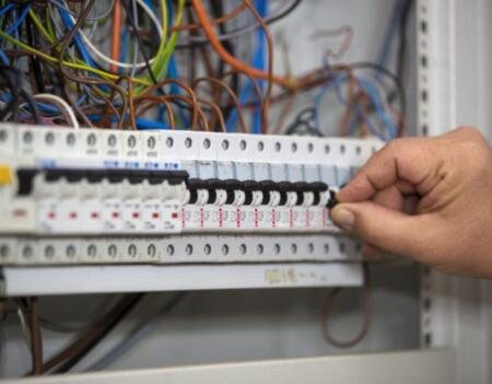 Coupure de courant sur un tableau éléctrique