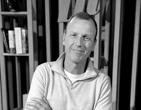 Pierre Paquet, fondateur des éditions Paquet, a repris les éditions Nuage