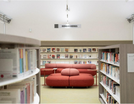 À l'intérieur de la nouvelle bibliothèque Louis Nucéra à Nice 