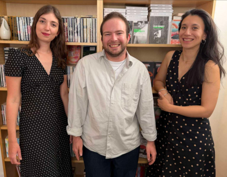 De gauche à droite : Marie Wodrascka, chargée de communication digitale, Alexandre Blomme, attaché de presse, et Marie Trang, attachée de presse des éditions Rivages