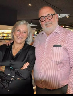 Marie-Adélaïde et Olivier Dumont, gérants de la librairie Doucet, au Mans