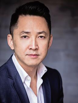 Viet Thanh Nguyen exil en la demeure0.jpg