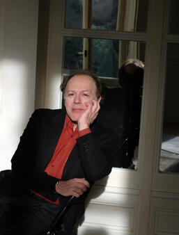 Javier Marias Les domaines du loup Gallimard0.jpg