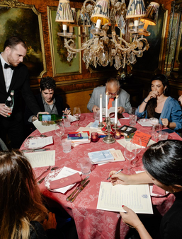 Les membres du jury, réunis le 17 février dans le salon Victor-Hugo du restaurant Lapérouse