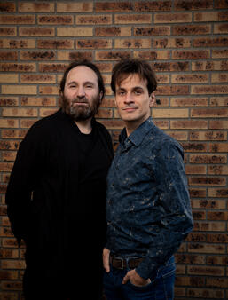 Sebastien Carassou et JeanPhilippe Uzan Lunivers incompris Lumiere sur les zones dombre du cosmos Les Arenes0.jpg