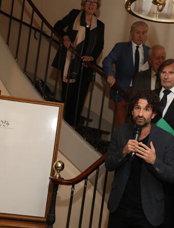 Miguel Bonnefoy, lauréat du Grand prix de l'Académie française 2024