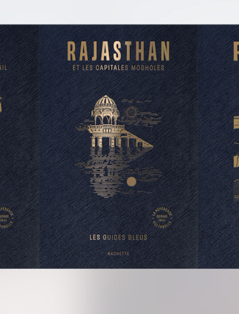 Couverture des guides Égypte, Rajasthan et Rome dans la collection « Les Guides Bleus »