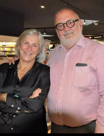 Marie-Adélaïde et Olivier Dumont, gérants de la librairie Doucet, au Mans