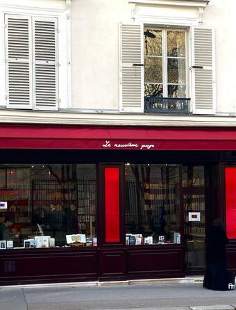 Le neuvieme pays Paris Mention speciale Valorisation du fonds langue etrangere du Grand Prix des librairies Lives Hebdo 20250.jpeg