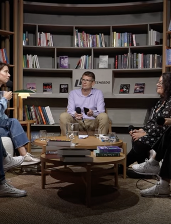 Le plateau du webinaire spécial romance 2025 de Livres Hebdo