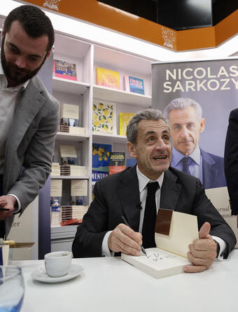 Nicolas Sarkozy le 12 décembre en dédicace à la Librairie de la Presse à Menton