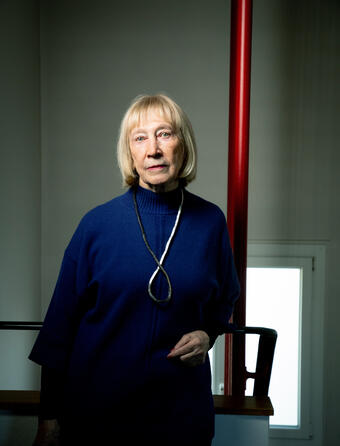 Chantal Thomas Femmes sur fond azur Seuil0.jpg