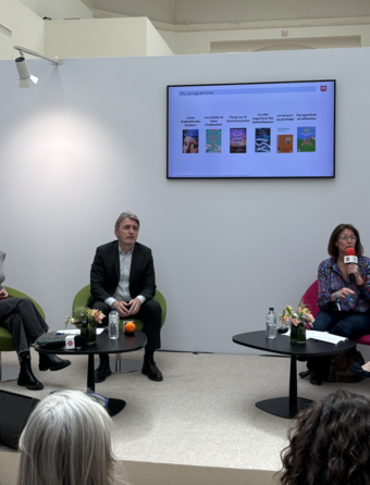 Table ronde sur le baromètre des pratiques de lecture 2026 au Festival du Livre de Paris (de gauche à droite) Natasha Pauthier, Arnaud Robert, Marine Boulanger et Mathilde Jablonski