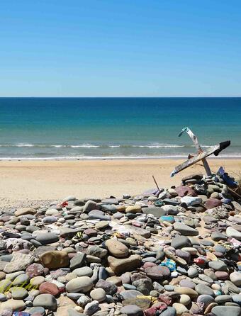 La tombe de Dobby sur la plage Freshwater West