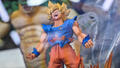 Figurine Dragon Ball dans un magasin au Japon