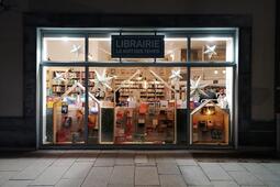 Librairie La nuit des temps, Rennes, décembre 2021.