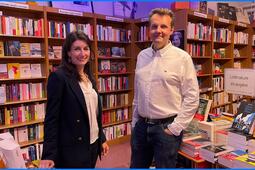 Emmanuelle Henry et Marc Bordier, repreneurs de la librairie Arthaud à Grenoble et fondateurs de la librairie en ligne Lireka - Photo DR 