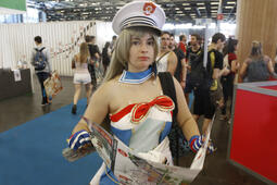 Une jeune fan à la Japan expo.