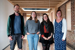 La mediatheque de SainghinenWeppes fait flores0.jpg