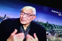 Boualem Sansal le 23 novembre 2025 sur le plateau du JT de France 2 (c) Photo par THIBAUD MORITZ : AFP