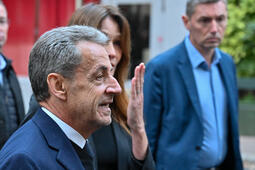 Nicolas Sarkozy publie "Le journal d'un prisonnier" aux éditions Fayard