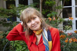 Sophie Avon Les filles Mercure de France0.jpg