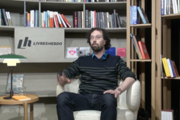 Benoît Virot dans le studio de Livres Hebdo