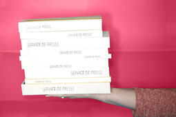 service de presse rose