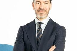Adrian Lopez, DRH de Louis Hachette Group